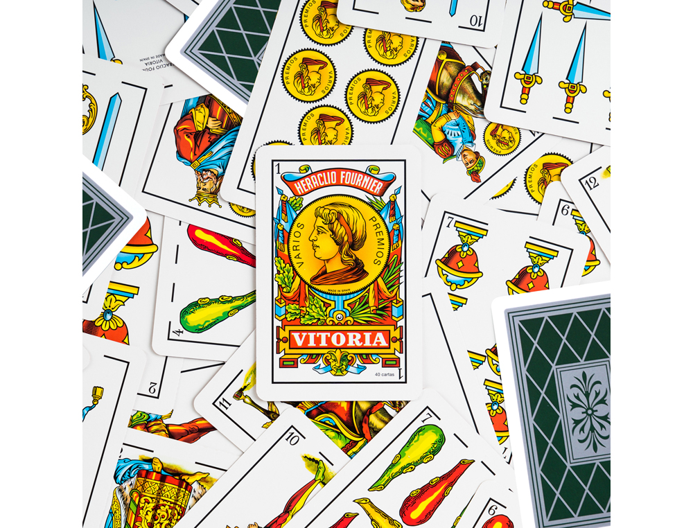 BARALHO FOURNIER 40 CARTAS ESTOJO PLASTICO