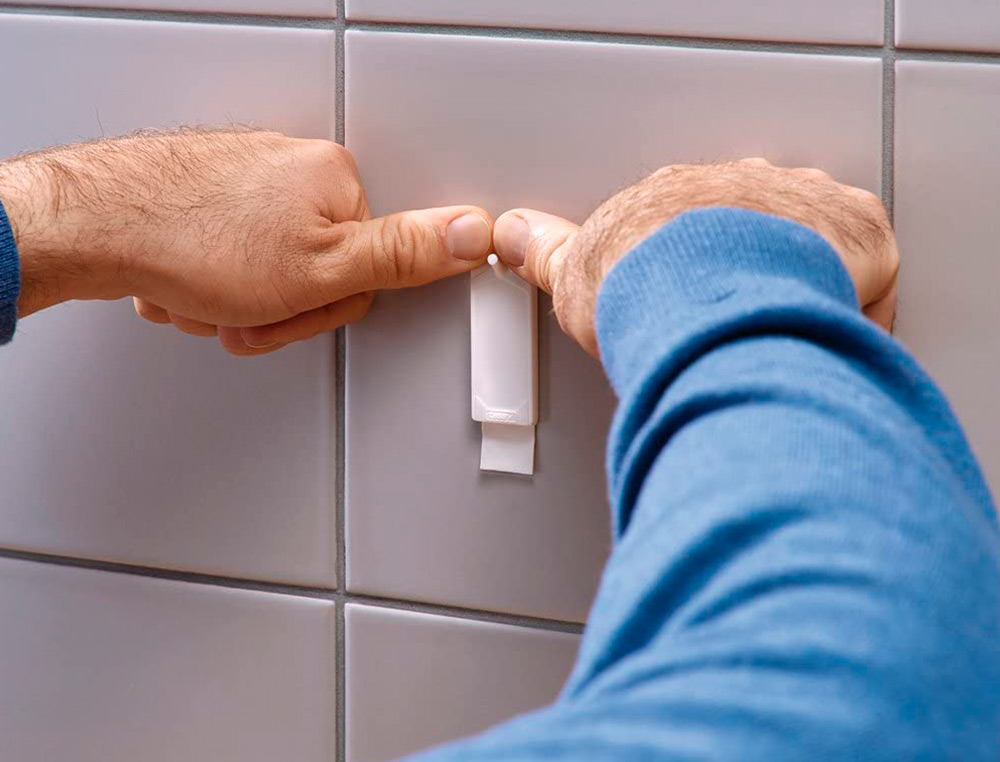 PREGO AUTOADESIVO TESA FIXACAO ATE 2 KG USO AZULEJOS REMOVIVEL BLISTER DE 2 UNIDADES