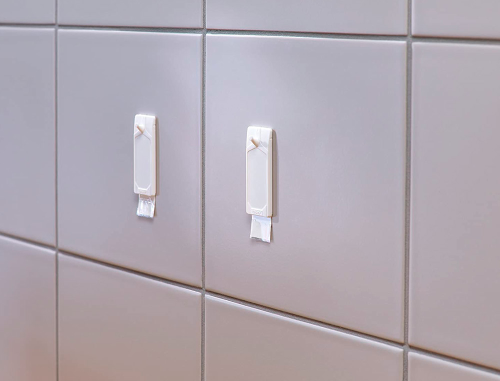 PREGO AUTOADESIVO TESA FIXACAO ATE 2 KG USO AZULEJOS REMOVIVEL BLISTER DE 2 UNIDADES